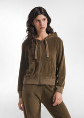 FELPA IN CINIGLIA CON ZIP E CAPPUCCIO MARRONE - KAKI BROWN | DEHA