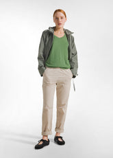 T-SHIRT SCOLLO A V IN JERSEY FIAMMATO VERDE - BOTTLE GREEN | DEHA