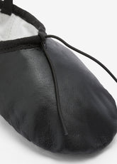 SCHWARZE LEDERHALBSPIKES - BLACK | DEHA