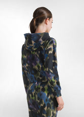 KAPUZENSWEATSHIRT AUS MODAL MIT KNOTEN - BLAU - WATERCOLOR BLUE | DEHA