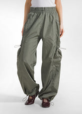 NYLON BALLOON PANTS - GREEN - SAGE GREEN | DEHA