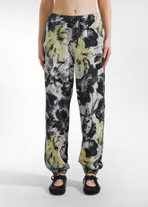 FLOWER ALLOVER SWEATPANTS - GREY - FLORAL BLACK | DEHA