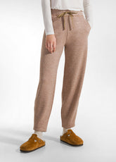 PANTALONE CARROT FIT IN FELPA LUREX MARRONE - HAZELNUT | DEHA
