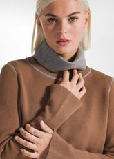 PULLOVER BICOLORE COLLO ALTO MARRONE | DEHA