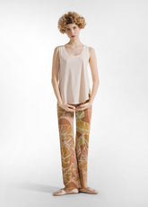 PANTALONE FLUIDO IN VISCOSA STAMPATA MARRONE - BROWN LEAVES | DEHA