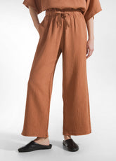 COTTON GAUZE CROPPED PANTS - BROWN - AMBER BROWN | DEHA