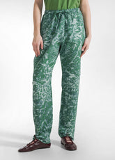 ALLOVER SEERSUCKER STRAIGHT PANTS - GREEN - BOTTLE GREEN LEAVES | DEHA