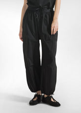 TECH NYLON LOGO TRIM JOGGER - BLACK - BLACK | DEHA