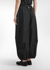 TECH NYLON LOGO TRIM JOGGER - BLACK - BLACK | DEHA