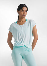 T-SHIRT YOGA CON NODO FRONTALE BLU - Set Yoga / Pilates | DEHA