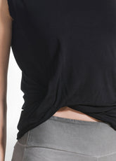 CANOTTA YOGA CON NODO FRONTALE NERO - BLACK | DEHA