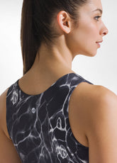 CANOTTA IN MICROFIBRA CON STAMPA ALLOVER NERO - BLACK | DEHA