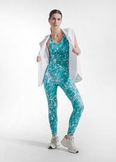 CANOTTA IN MICROFIBRA CON STAMPA ALLOVER BLU - Activewear | DEHA