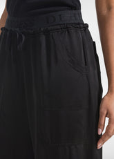 PANTALONI SATINATI MODELLO MAGNUM NERO - BLACK | DEHA