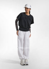 FELPA CON DETTAGLIO IN VISCOSA EFFETTO STROPICCIATO NERO - BLACK | DEHA