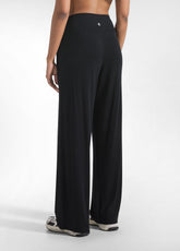 SET AUS T-SHIRT UND GERADER HOSE AUS VISKOSE-STRETCH SCHWARZ - | DEHA