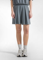 COMPLETO FELPA A MANICHE CORTE E SHORTS PLISSETTATI IN MODAL VERDE - | DEHA