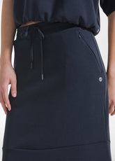 SHORT-SLEEVED SWEATSHIRT AND MODAL SKIRT SET IN BLACK - Everyday Sets | DEHA