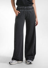 SWEATSHIRT-SET UND LOW-WAISTED HOSE MIT SATIN-DETAILS SCHWARZ - | DEHA