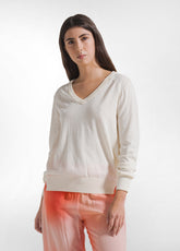 MAGLIA IN SETA CON SCOLLO A V BIANCO - CREAM | DEHA