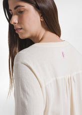 MAGLIA IN SETA CON SCOLLO A V BIANCO - CREAM | DEHA