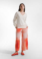 MAGLIA IN SETA CON SCOLLO A V BIANCO - CREAM | DEHA