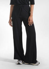 BLACK BOUCLE KNIT PALAZZO PANTS - BLACK | DEHA