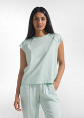 TOP CON MANICHE IN SATIN E CORPO IN JERSEY VERDE - New In | SS26: READY WHEN YOU ARE | DEHA