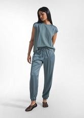 TOP CON MANICHE IN SATIN E CORPO IN JERSEY VERDE - New In | SS26: READY WHEN YOU ARE | DEHA