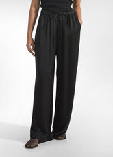 PANTALONI PALAZZO IN SATIN NERO - BLACK | DEHA