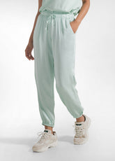 PANTALONI JOGGER IN SATIN VERDE - JADE GREEN | DEHA