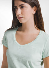 FLAMME V-NECK T-SHIRT - GREEN - JADE GREEN | DEHA