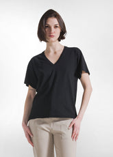 T-SHIRT FLAMMÈ SCOLLO AMPIO NERO - Top & T-shirts | DEHA