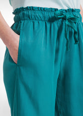 PANTALONI CROP IN LYOCELL VERDE - Best Sellers | DEHA