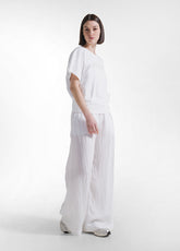SWEATSHIRT SET WITH DETAIL AND WIDE VISCOSE CRINKLE-EFFECT TROUSERS IN WHITE - Everyday Sets | DEHA