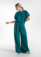 SWEATSHIRT SET WITH DETAIL AND WIDE VISCOSE CRINKLE-EFFECT TROUSERS IN GREEN - Everyday Sets | DEHA