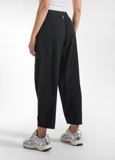 TENCEL TWILL BALLOON TROUSERS - BLACK - BLACK | DEHA