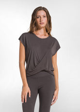 T-SHIRT YOGA CON NODO FRONTALE MARRONE - Activewear | DEHA