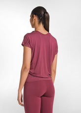 T-SHIRT YOGA CON NODO FRONTALE ROSSO - CHERRY RED | DEHA
