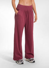 HOSE AUS WEICHER BAUMWOLLE - ROT - CHERRY RED | DEHA