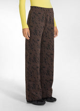 PANTALONI GAMBA DRITTA EFFETTO MATELASSÉ OTHER - DARK BROWN | DEHA
