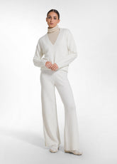 WHITE V-NECK SWEATER AND SEQUIN KNIT TROUSERS SET - Everyday Sets | DEHA