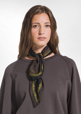 SCIARPA ALLOVER IN LANA MARRONE - COCOA BROWN | DEHA